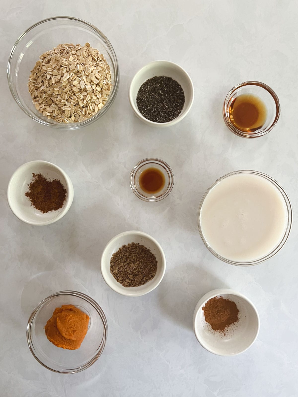 ingredients for pumpkin spice overnight oats (without yogurt)